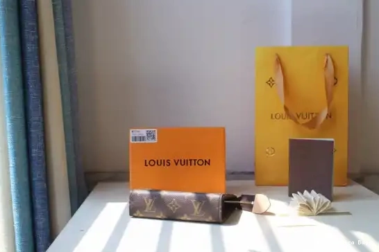 Aaa replica ru 15 VUITTON POUCH LOUIS TOILETRY 0525